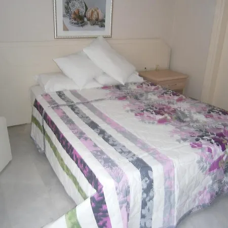 Siesta Apart إتْشميلير